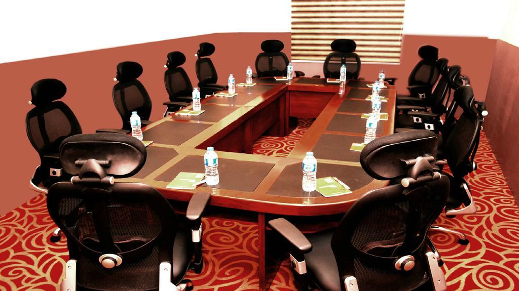 Sweet Spirit Hotel And Suites Danag - 포트하커트 외부 사진