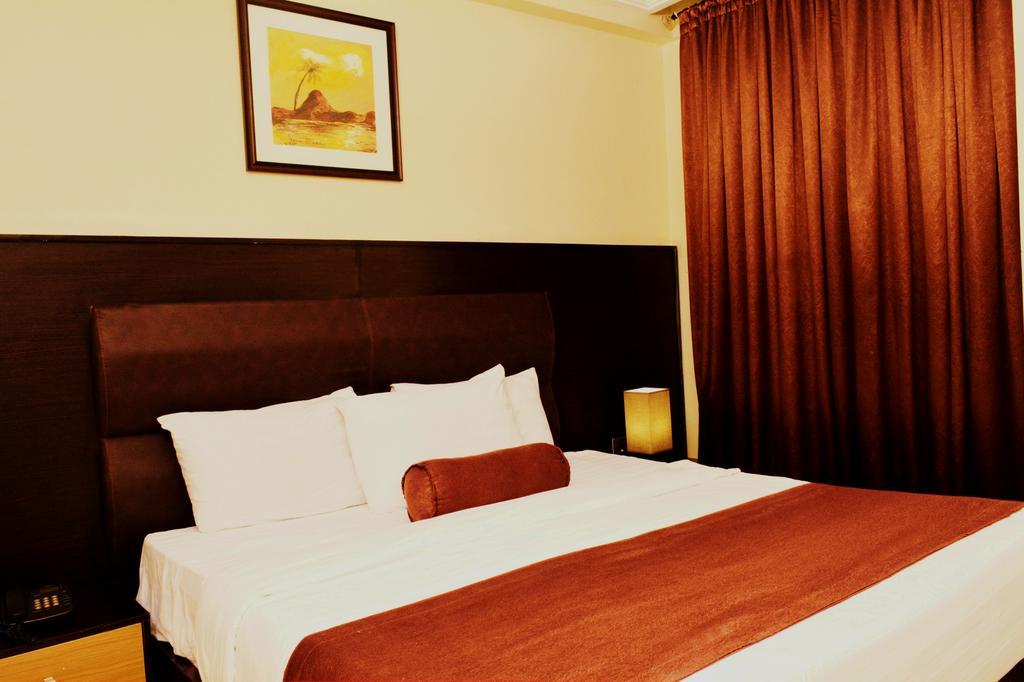Sweet Spirit Hotel And Suites Danag - 포트하커트 외부 사진