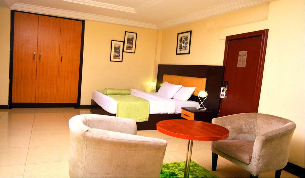 Sweet Spirit Hotel And Suites Danag - 포트하커트 외부 사진