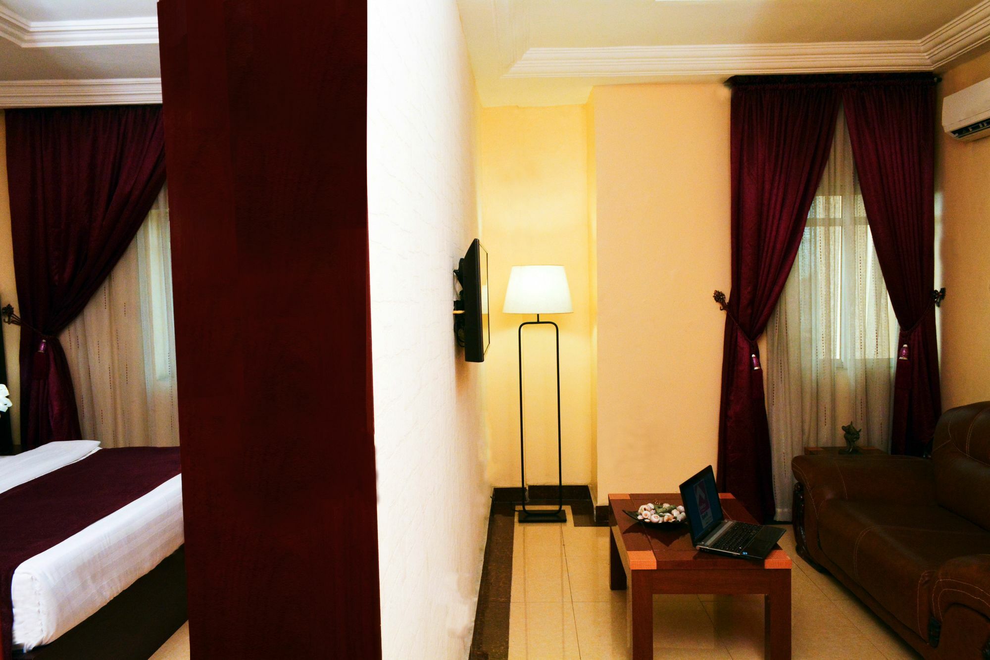 Sweet Spirit Hotel And Suites Danag - 포트하커트 외부 사진